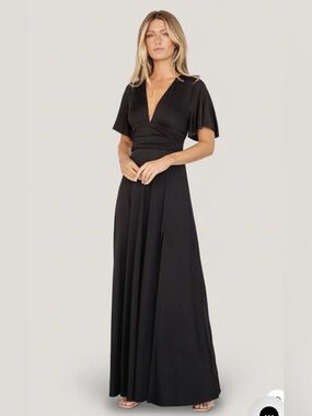 Baltic Born Emberly Flowy Maxi Dress in Black (Bump Friendly) Large